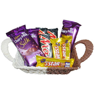 "Choco Thali - Code CB66 - Click here to View more details about this Product